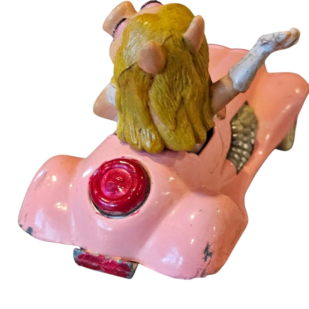 The Muppets vtg corgi